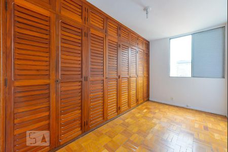 Quarto 1 de apartamento para alugar com 3 quartos, 117m² em Pinheiros, São Paulo