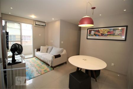 Sala de apartamento à venda com 3 quartos, 60m² em Pechincha, Rio de Janeiro