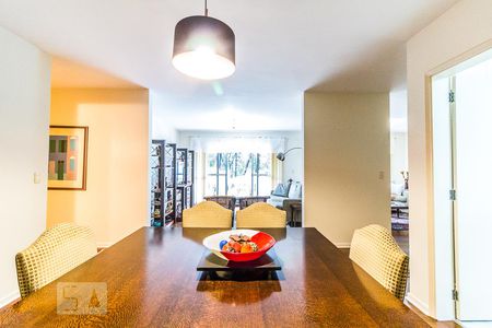 Sala de apartamento à venda com 4 quartos, 220m² em Perdizes, São Paulo