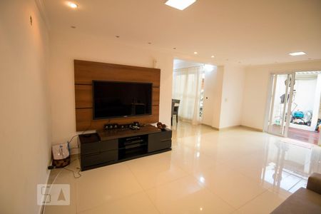 Sala de casa para alugar com 3 quartos, 300m² em Vila Floresta, Santo André