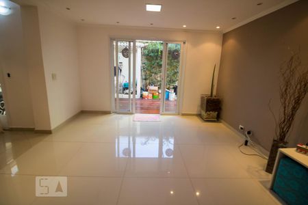 Sala de casa para alugar com 3 quartos, 300m² em Vila Floresta, Santo André