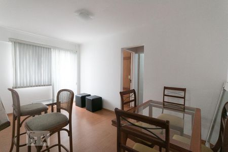 Sala  de apartamento para alugar com 1 quarto, 42m² em Aclimação, São Paulo