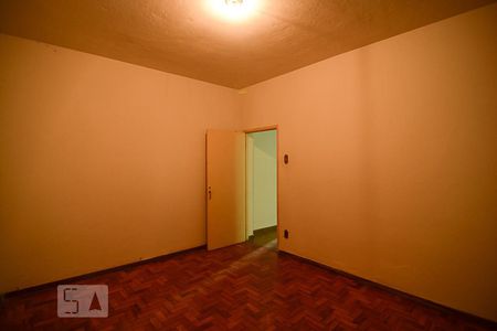 Quarto de apartamento à venda com 4 quartos, 90m² em Jardim América, Belo Horizonte