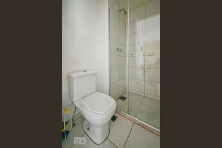 Banheiro de kitnet/studio para alugar com 1 quarto, 40m² em Vila Andrade, São Paulo