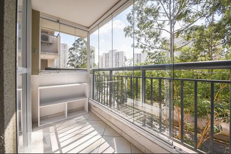 Varanda de kitnet/studio para alugar com 1 quarto, 40m² em Vila Andrade, São Paulo