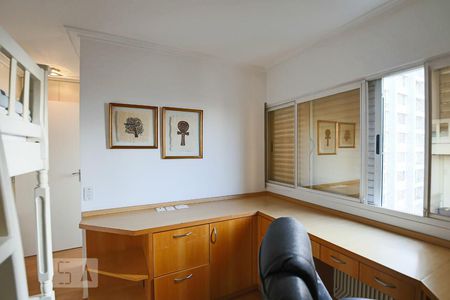 Quarto 1 de apartamento à venda com 3 quartos, 280m² em Bela Vista, São Paulo