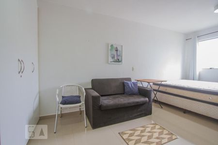 Sala de kitnet/studio à venda com 1 quarto, 32m² em Campo Belo, São Paulo