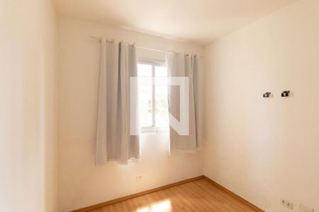 Quarto 1 de apartamento para alugar com 2 quartos, 60m² em Cidade Industrial, Curitiba