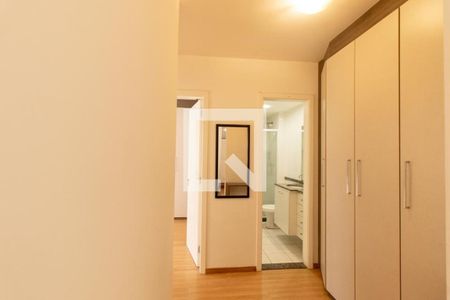 Corredor de apartamento para alugar com 2 quartos, 60m² em Cidade Industrial, Curitiba