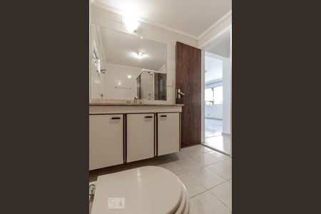 Banheiro de apartamento para alugar com 3 quartos, 130m² em Vila Mariana, São Paulo