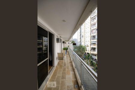 Varanda de apartamento à venda com 3 quartos, 103m² em Leblon, Rio de Janeiro