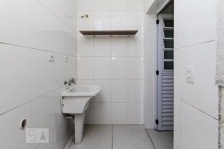 área de serviço de casa à venda com 3 quartos, 100m² em Vila Carrão, São Paulo