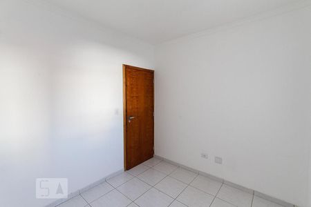 suite 01 de casa à venda com 3 quartos, 100m² em Vila Carrão, São Paulo