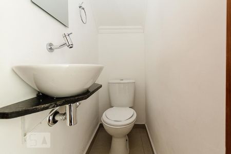 lavabo de casa à venda com 3 quartos, 100m² em Vila Carrão, São Paulo