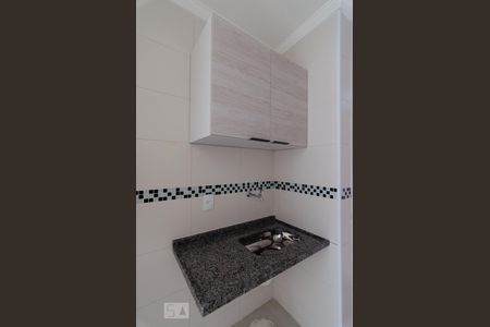 Entrada/Cozinha de kitnet/studio para alugar com 1 quarto, 33m² em Centro, Campinas