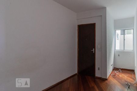 Sala de apartamento para alugar com 3 quartos, 65m² em Rudge Ramos, São Bernardo do Campo