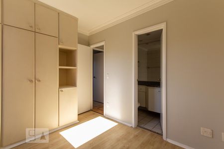 Suíte de apartamento para alugar com 2 quartos, 72m² em Vila Andrade, São Paulo