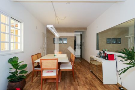 Sala de casa à venda com 3 quartos, 181m² em Paraíso do Morumbi, São Paulo