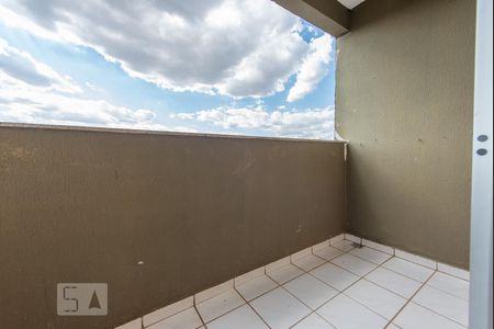 Varanda de apartamento para alugar com 2 quartos, 60m² em Setor dos Afonsos, Goiânia