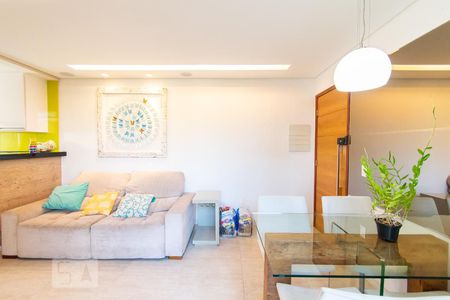 Sala de apartamento à venda com 3 quartos, 70m² em Jardim Alvorada, Belo Horizonte