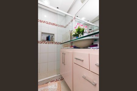 Banheiro social de apartamento para alugar com 3 quartos, 100m² em Méier, Rio de Janeiro