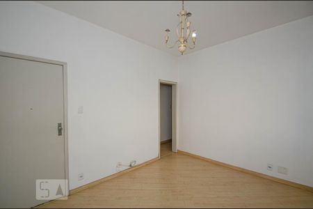 Apartamento à venda com 47m², 1 quarto e 2 vagasSala