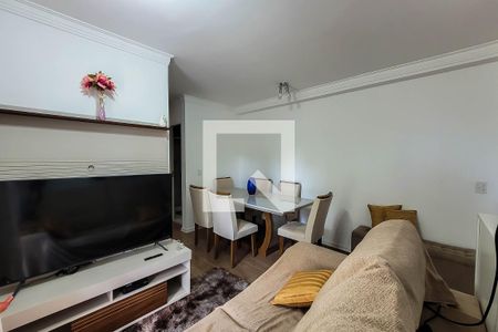 sala de estar/jantar de apartamento para alugar com 2 quartos, 52m² em Jardim Celeste, São Paulo