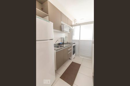 Cozinha de apartamento para alugar com 2 quartos, 53m² em Jardim Peri, São Paulo