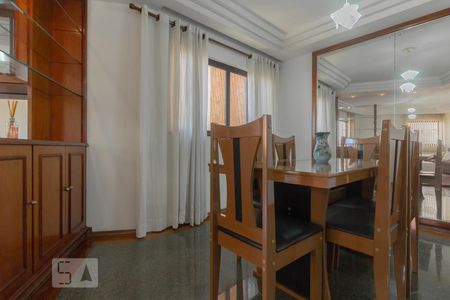 Sala de jantar de apartamento à venda com 3 quartos, 246m² em Vila Santo Estéfano, São Paulo