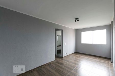 Sala de apartamento para alugar com 2 quartos, 52m² em Jardim Celeste, São Paulo