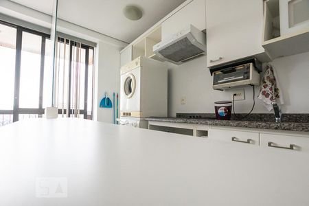 Cozinha de apartamento para alugar com 1 quarto, 43m² em Vila Clementino, São Paulo