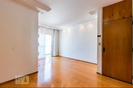 Sala de apartamento à venda com 3 quartos, 78m² em Taquaral, Campinas