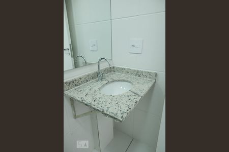 Banheiro de apartamento para alugar com 2 quartos, 66m² em Jardim Flórida, Jundiaí