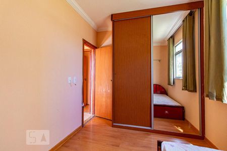 Quarto 2 de apartamento à venda com 3 quartos, 74m² em Heliópolis, Belo Horizonte