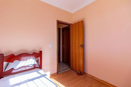 Quarto 3 de apartamento à venda com 3 quartos, 74m² em Heliópolis, Belo Horizonte