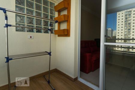 Varanda de apartamento para alugar com 3 quartos, 65m² em Saúde, São Paulo