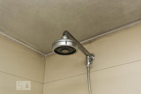 Detalhe do banheiro de apartamento para alugar com 3 quartos, 65m² em Saúde, São Paulo