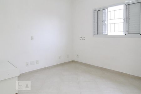Quarto 2 de casa de condomínio para alugar com 2 quartos, 62m² em Vila Isolina Mazzei, São Paulo