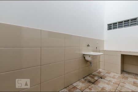 Área de serviço de apartamento para alugar com 2 quartos, 54m² em Vila Rio Pequeno, São Paulo