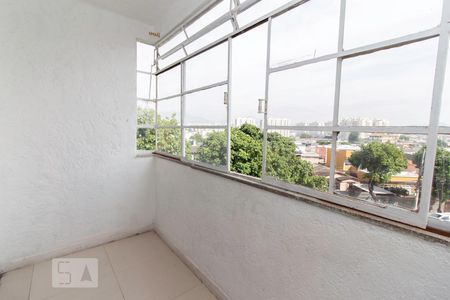 Sala de apartamento à venda com 3 quartos, 100m² em Del Castilho, Rio de Janeiro