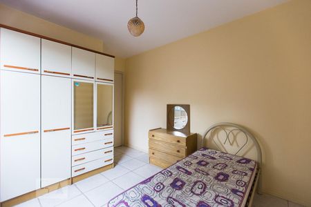 Quarto de apartamento à venda com 1 quarto, 45m² em Glória, Porto Alegre