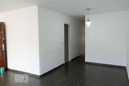 SALA de casa à venda com 3 quartos, 170m² em Jardim Carlu, São Paulo