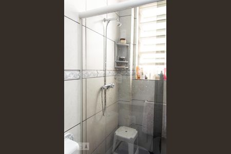 Banheiro de apartamento para alugar com 2 quartos, 110m² em Independência, Porto Alegre