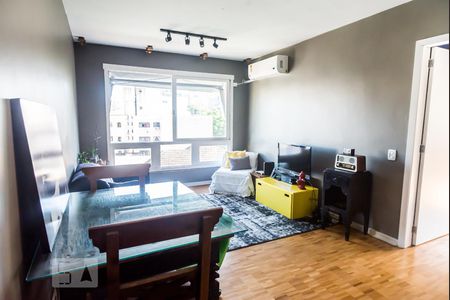 Sala de apartamento para alugar com 2 quartos, 85m² em Rio Branco, Porto Alegre