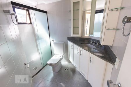 Banheiro de apartamento à venda com 1 quarto, 52m² em Perdizes, São Paulo