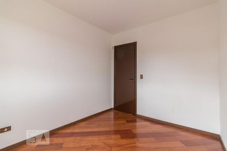 Quarto 1 de apartamento para alugar com 2 quartos, 75m² em Tingui, Curitiba