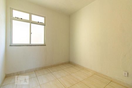 Quarto 1 de apartamento para alugar com 3 quartos, 80m² em Floramar, Belo Horizonte