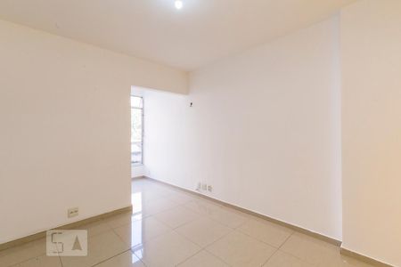 Sala de apartamento para alugar com 2 quartos, 47m² em Centro, Rio de Janeiro