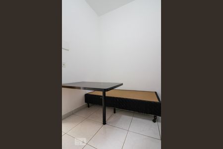 Quarto de kitnet/studio para alugar com 1 quarto, 18m² em Vila São Luís(zona Oeste), São Paulo