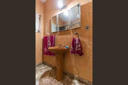 Banheiro de casa para alugar com 4 quartos, 306m² em Vila Madalena, São Paulo